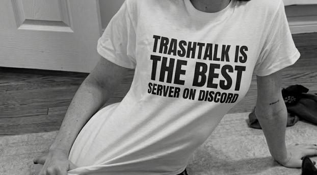 Discovery splash banner for trashtalk Discord server